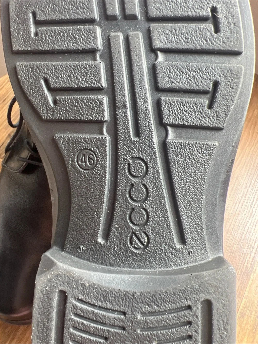 ECCO Gore-Tex Leather Chukka Boots EU 46 US 12–12.5 Waterproof |Cedar Shoe Trees